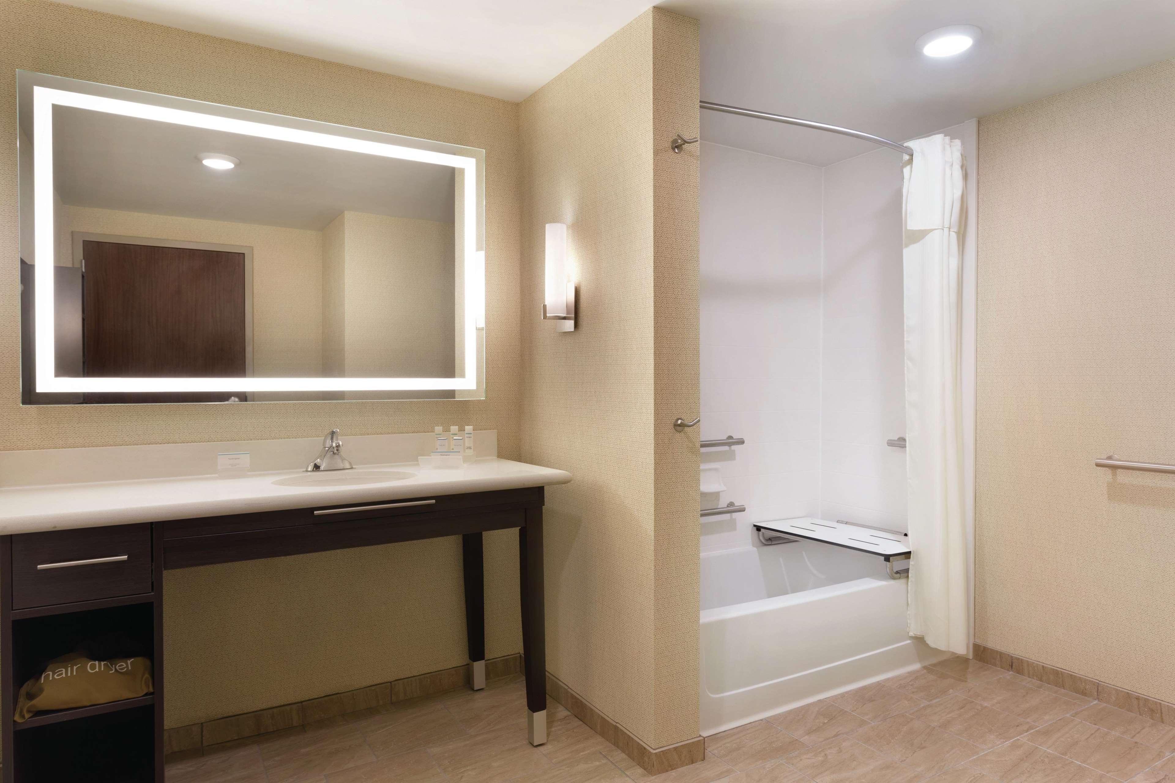 Homewood Suites By Hilton Ankeny Exteriör bild